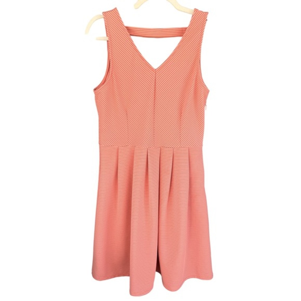 A5 Yo Los Angeles Dress Coral Striped Fit Flare Y2K Vintage V-Back Pleated